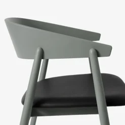 Andersen Furniture AC2 Stol Grå Bøg Sort Læder