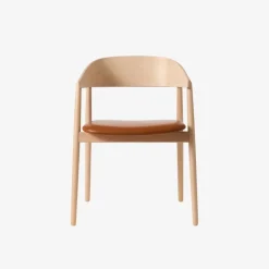 Andersen Furniture AC2 Stol Hvidpigmenteret Mat Lakeret Bøg Cognac Læder