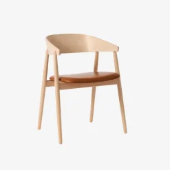 Andersen Furniture AC2 Stol Hvidpigmenteret Mat Lakeret Bøg Cognac Læder