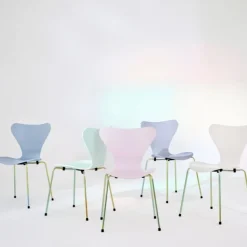 Fritz Hansen 3107 Serie 7 7:14 AM Violet Anniversary Edition