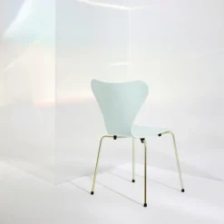 Fritz Hansen 3107 Serie 7 7:14 AM Green Anniversary Edition