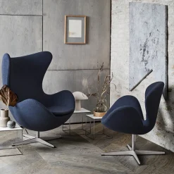 Fritz Hansen 3320 Svanen Loungestol Stof
