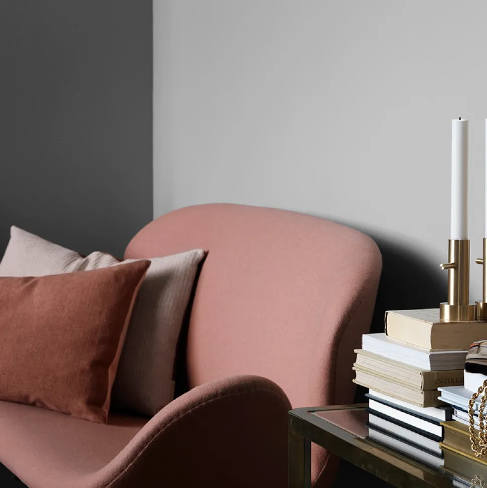 Fritz Hansen 3321 Svanesofa