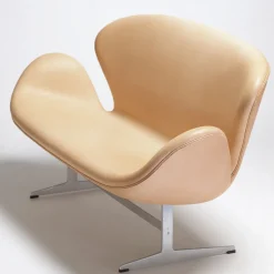 Fritz Hansen 3321 Svanesofa 2-Pers Læder