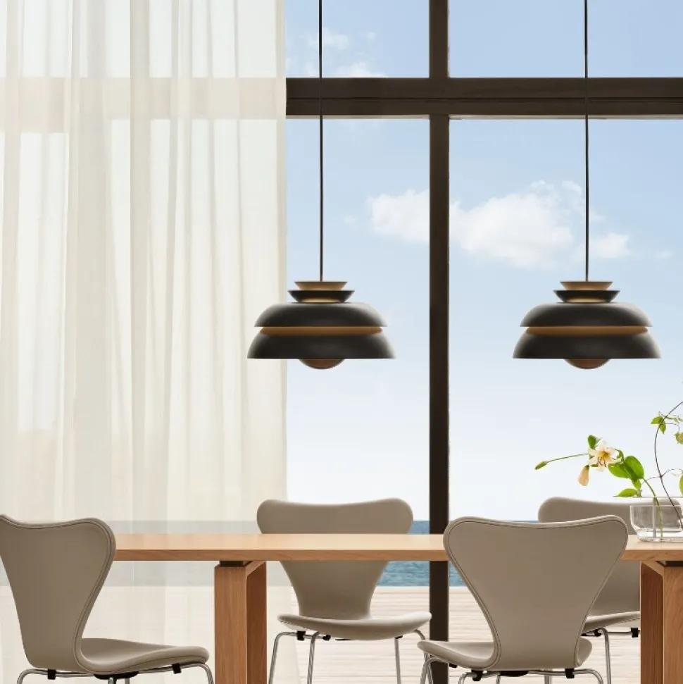 Fritz Hansen CM21 Essay Spisebord