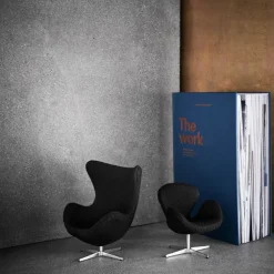 Fritz Hansen Object Miniature Svanen