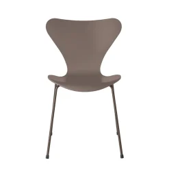 Fritz Hansen Serie 7™ 3107 Lakeret