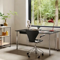 Fritz Hansen Serie 7 Drejearmstol Fuldpolstret Læder