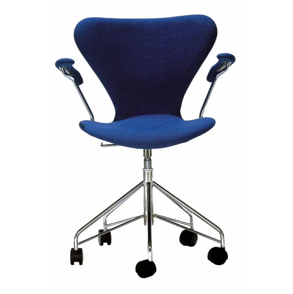 Fritz Hansen Serie 7 Drejearmstol Fuldpolstret