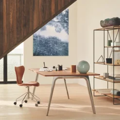 Fritz Hansen Serie 7 Drejestol Fuldpolstret Læder