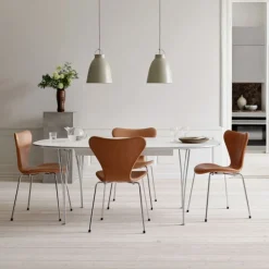 Fritz Hansen Super-Ellipse Bord Med Udtræk B619