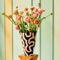 HAY Jessica Hans Shadow Vase White/Black