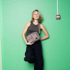 Kintobe MILES Crossbody Bag Scandi Taupe