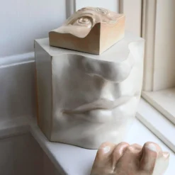 Laoru Laoru Bookend Mouth Antique White