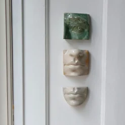 Laoru Laoru Mouth I Relief Antique White