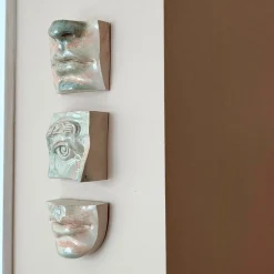 Laoru Laoru Mouth I Relief Antique White