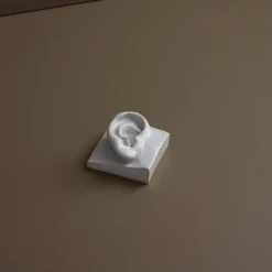 Laoru Laoru Right Ear Relief Antique White