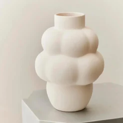 Louise Roe Balloon Vase 04 Ceramic Raw White