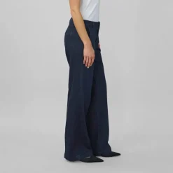 My Essential Wardrobe The Lara Pants Dark Blue Un-Wash