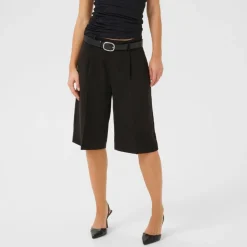 My Essential Wardrobe Yola Shorts Black