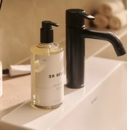 Rebelle Copenhagen Hand & Body Wash Mandarin Rosemary 500 ml