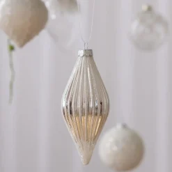 Specktrum Christmas No. 63 Ornament