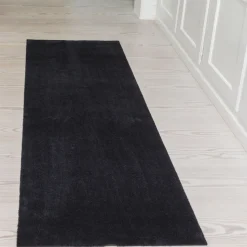Tica Copenhagen Smudsmåtte Sort 90x200 cm