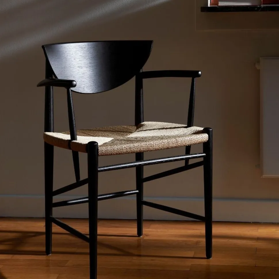 &Tradition HM4 Drawn Chair Black Lacquered Oak