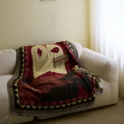 &Tradition Momento Throw Red Dawn