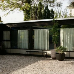 &Tradition TK5 Betty Bench Black Oak Black Webbing