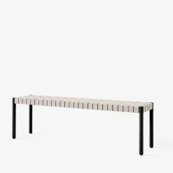 &Tradition TK5 Betty Bench Black Oak Natural Webbing