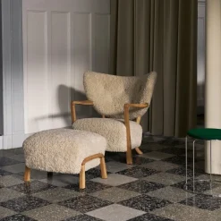 &Tradition Wulff ATD2 Moonlight Sheepskin Oiled Oak